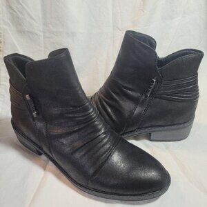 Baretraps SAZZIE Women's Black Boots - 8.5M